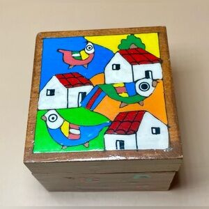 Vintage COSTA RICA Hand-Painted Wood Trinket / Jewelry Box Folk Art